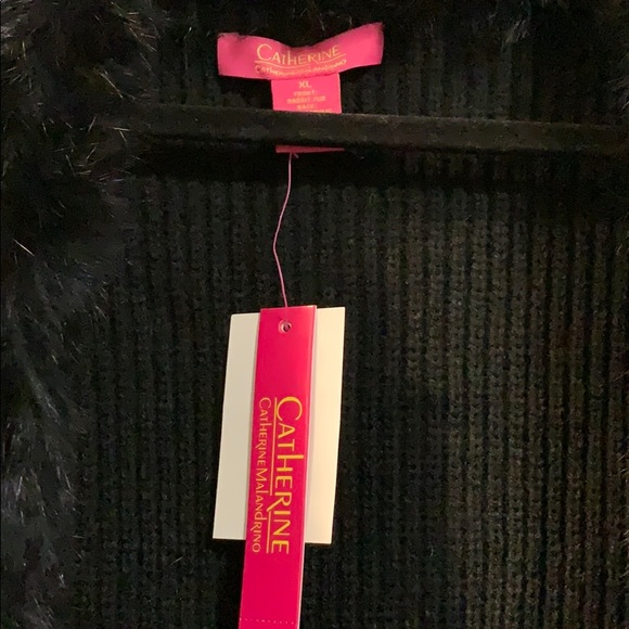 Black Rabbit Fur Vest - Picture 5 of 6